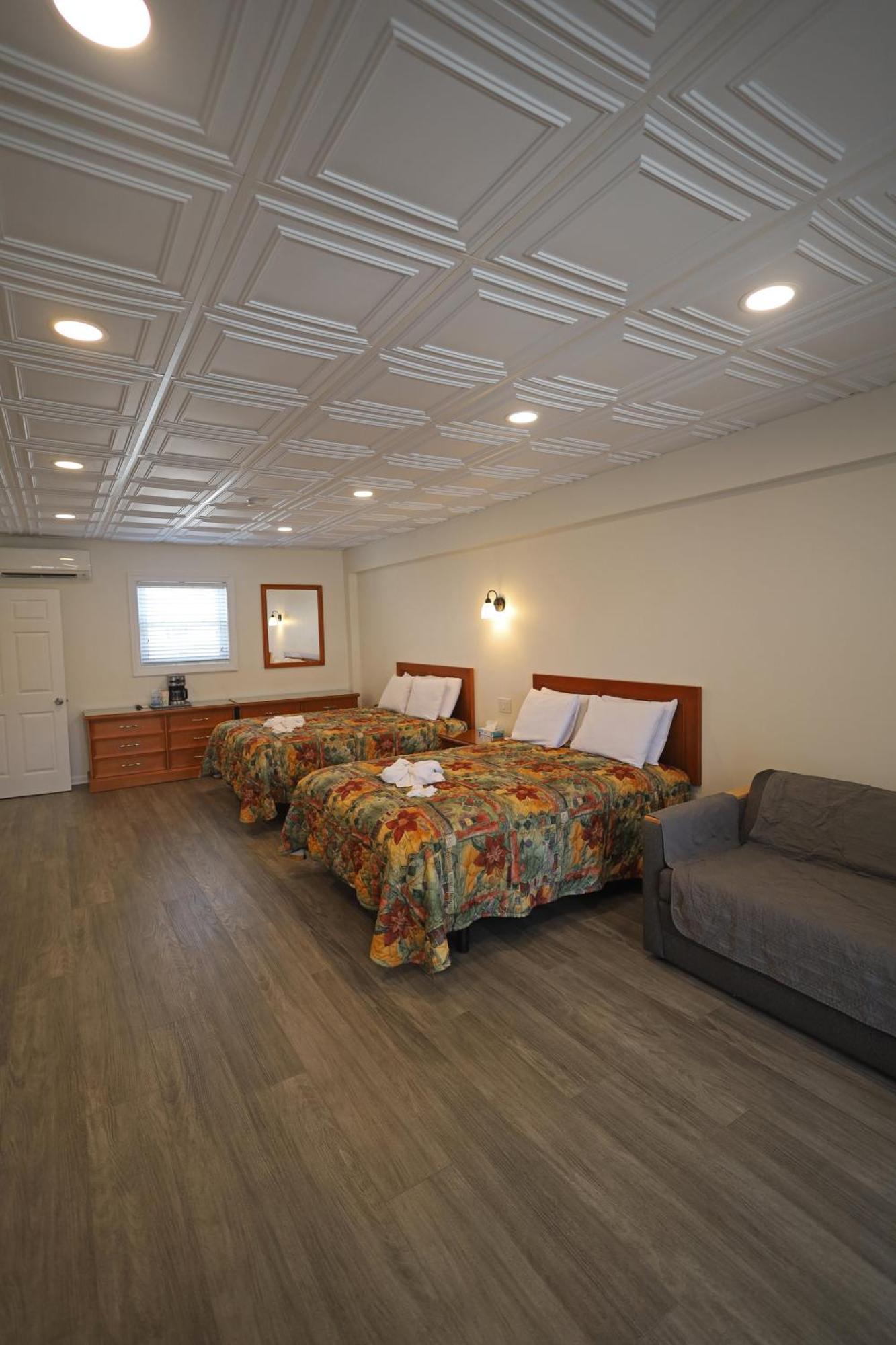 Compass Family Resort Wildwood Crest Exterior photo